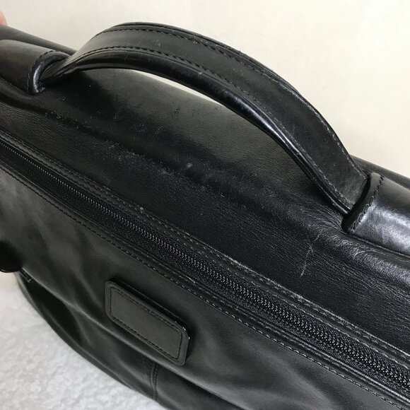 TUMI Black Leather 15" x 11" Soft Side Briefcase - Picture 9 of 16